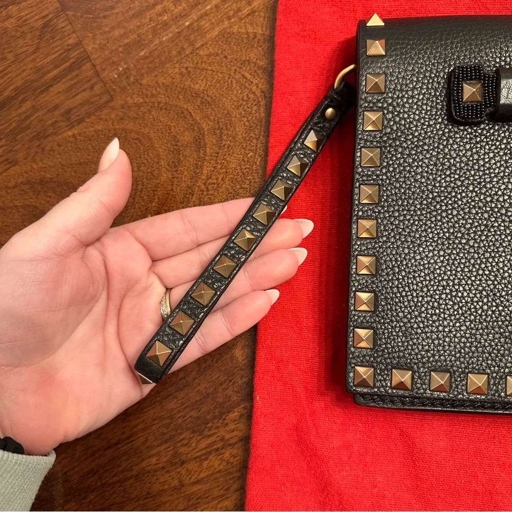 Valentino Garavani Rockstud calfskin leather clutch bag with beaded handle w COA